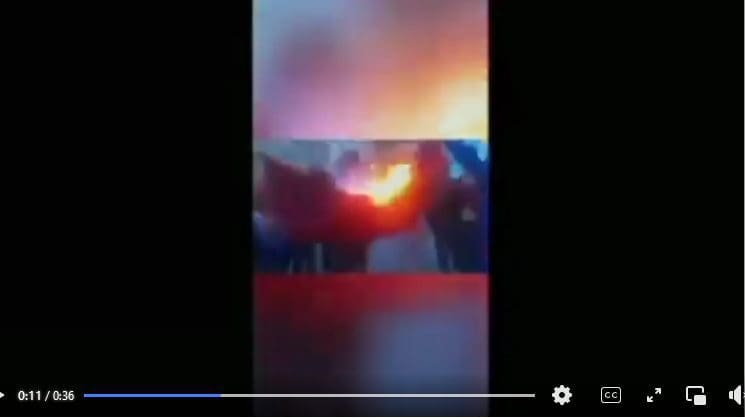 ادعاء شباب جزائريون من الجزائر يحرقون علم المغرب ناقص محتوى فنبينوا
